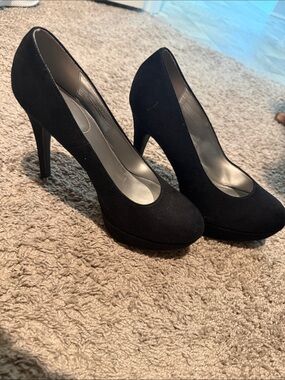 Xappeal Black Suede Platform Stiletto Heels
